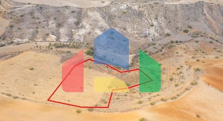 Продажа - Земельный участок 8696 m² в Никосии