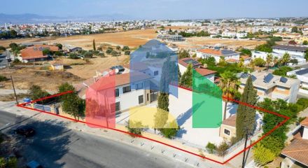 For Sale - Detached house 372 m² in Nicosia