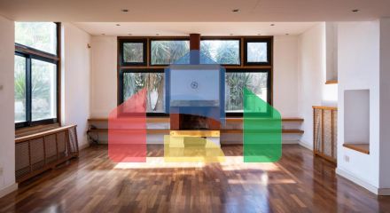 Продаж - Котедж 372 m² В Никосии