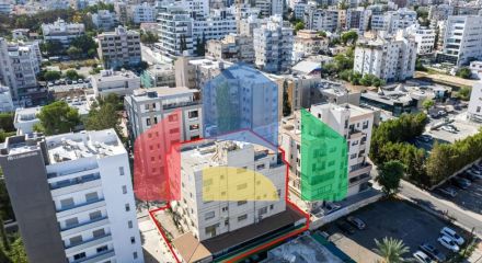 Продаж - Бізнес 853 m² В Никосии
