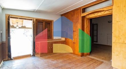 Продажа - Бизнес 890 m² в Никосии