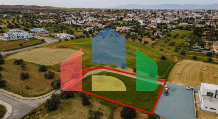 Продажа - Земельный участок 2221 m² в Никосии