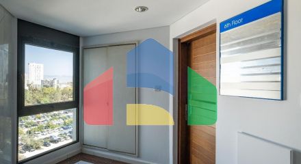 Продаж - Бізнес 238 m² В Никосии