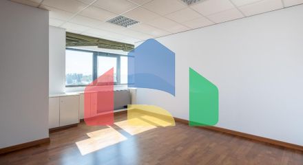 Продаж - Бізнес 238 m² В Никосии