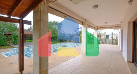 For Sale - Detached house 215 m² in Nicosia