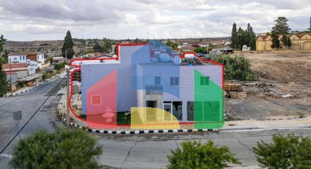 Продаж - Бізнес 150 m² В Никосии