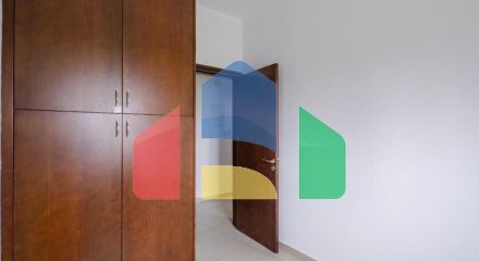 Продаж - Бізнес 150 m² В Никосии