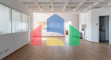 Продаж - Бізнес 238 m² В Никосии