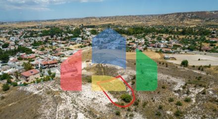Продаж - Земельна ділянка 781 m² В Никосии