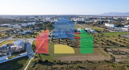 Продажа - Земельный участок 3336 m² в Никосии