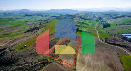 Продаж - Земельна ділянка 5352 m² В Никосии