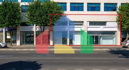 Продаж - Бізнес 181 m² В Никосии