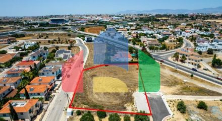 Продаж - Земельна ділянка 3243 m² В Никосии