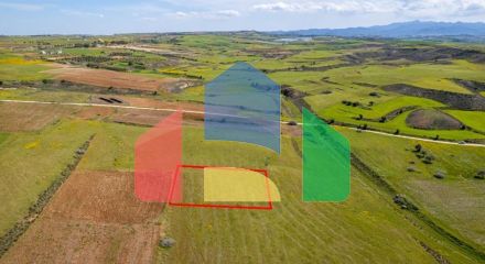 Продажа - Земельный участок 1462 m² в Никосии