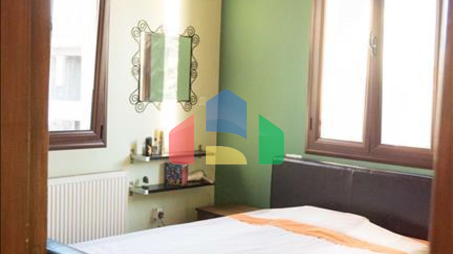 Продаж - Вілла 270 m² В Никосии