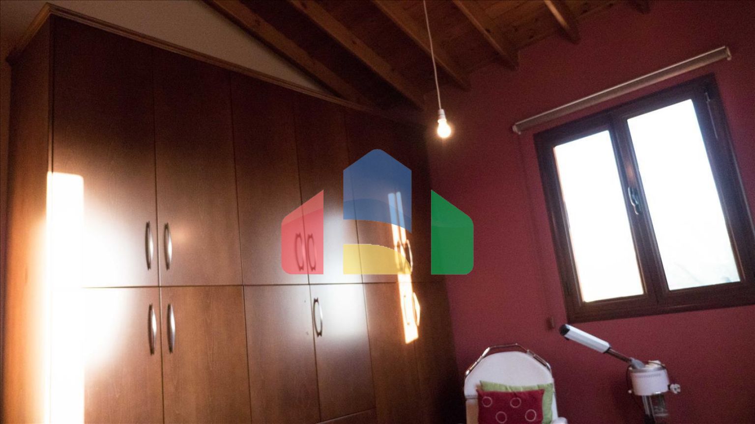 Продаж - Вілла 270 m² В Никосии