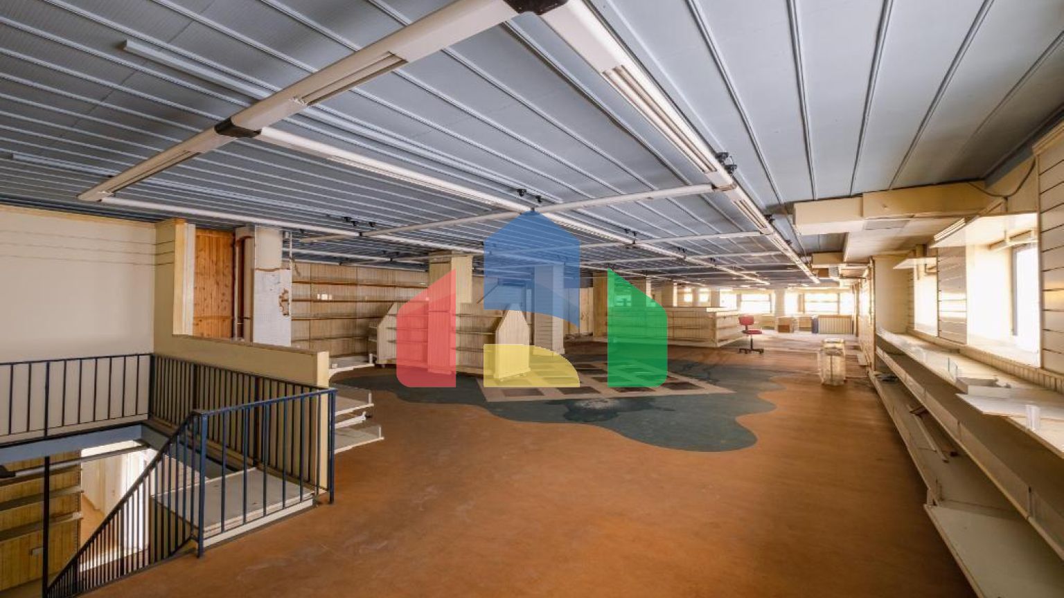 Продаж - Бізнес 513 m² В Никосии