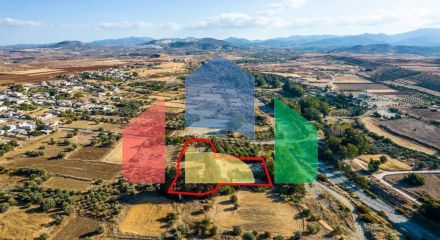 For Sale - Land 7916 m² in Nicosia