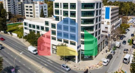 Продаж - Бізнес 2006 m² В Никосии