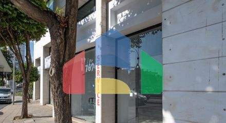 Продаж - Бізнес 2006 m² В Никосии