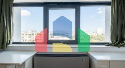 Продаж - Бізнес 2006 m² В Никосии