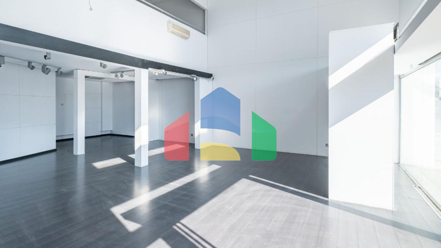 Продаж - Бізнес 2006 m² В Никосии