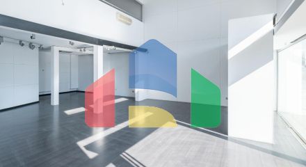 Продаж - Бізнес 2006 m² В Никосии