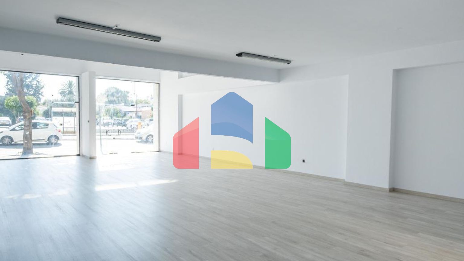 Продаж - Бізнес 2006 m² В Никосии