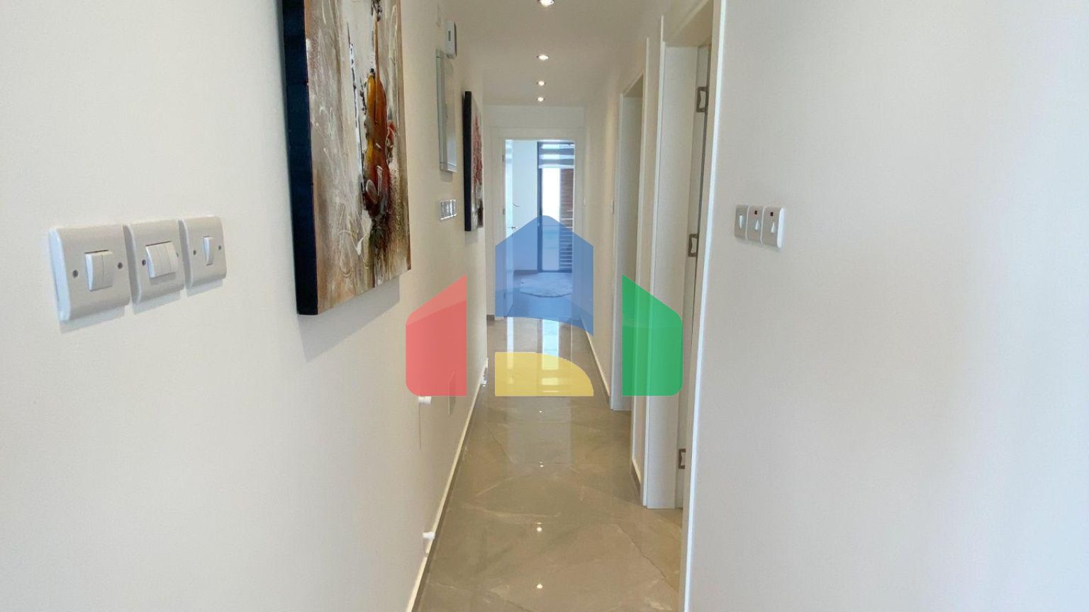 Трехкомнатная квартира 125 м2 в новом комплексе в Никосии