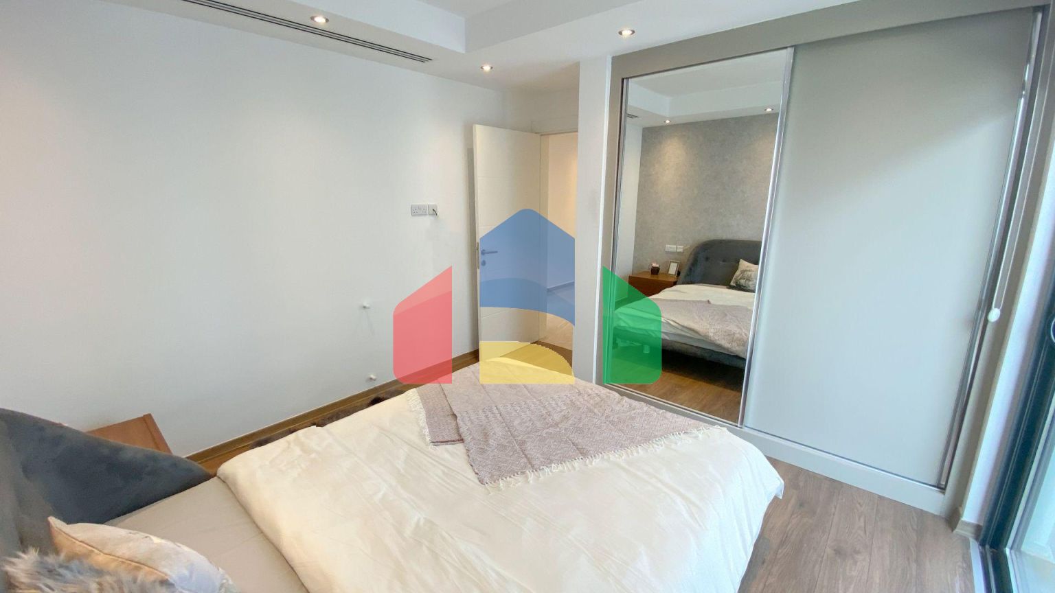 Трехкомнатный Penthouse 130 м2 в уютном комплексе в Никосии