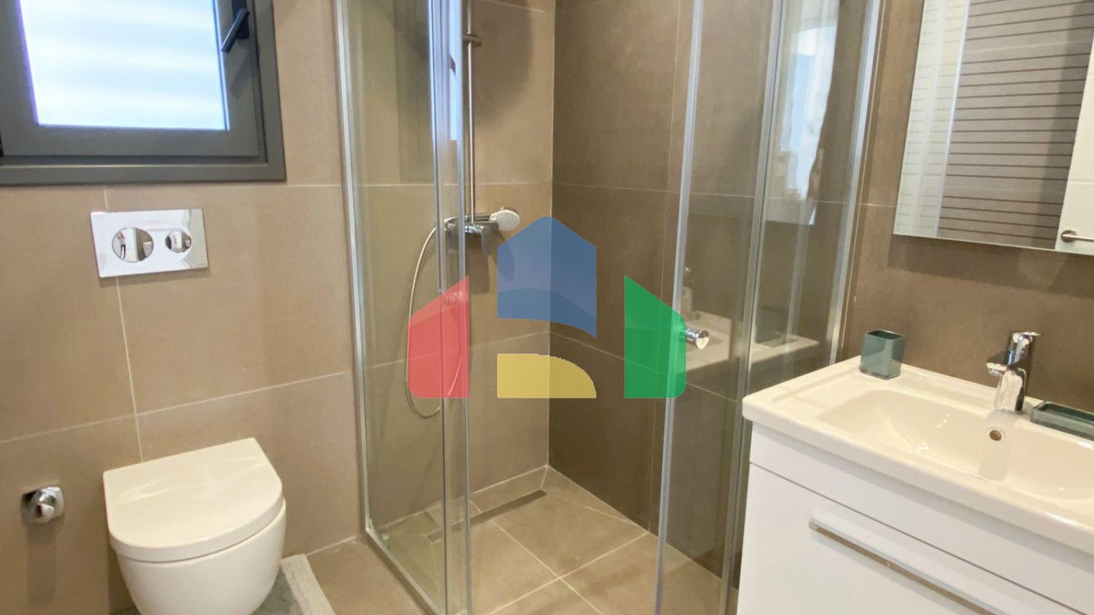 Квартира 3+1 (130 м2) в уютном  комплексе в Никосии