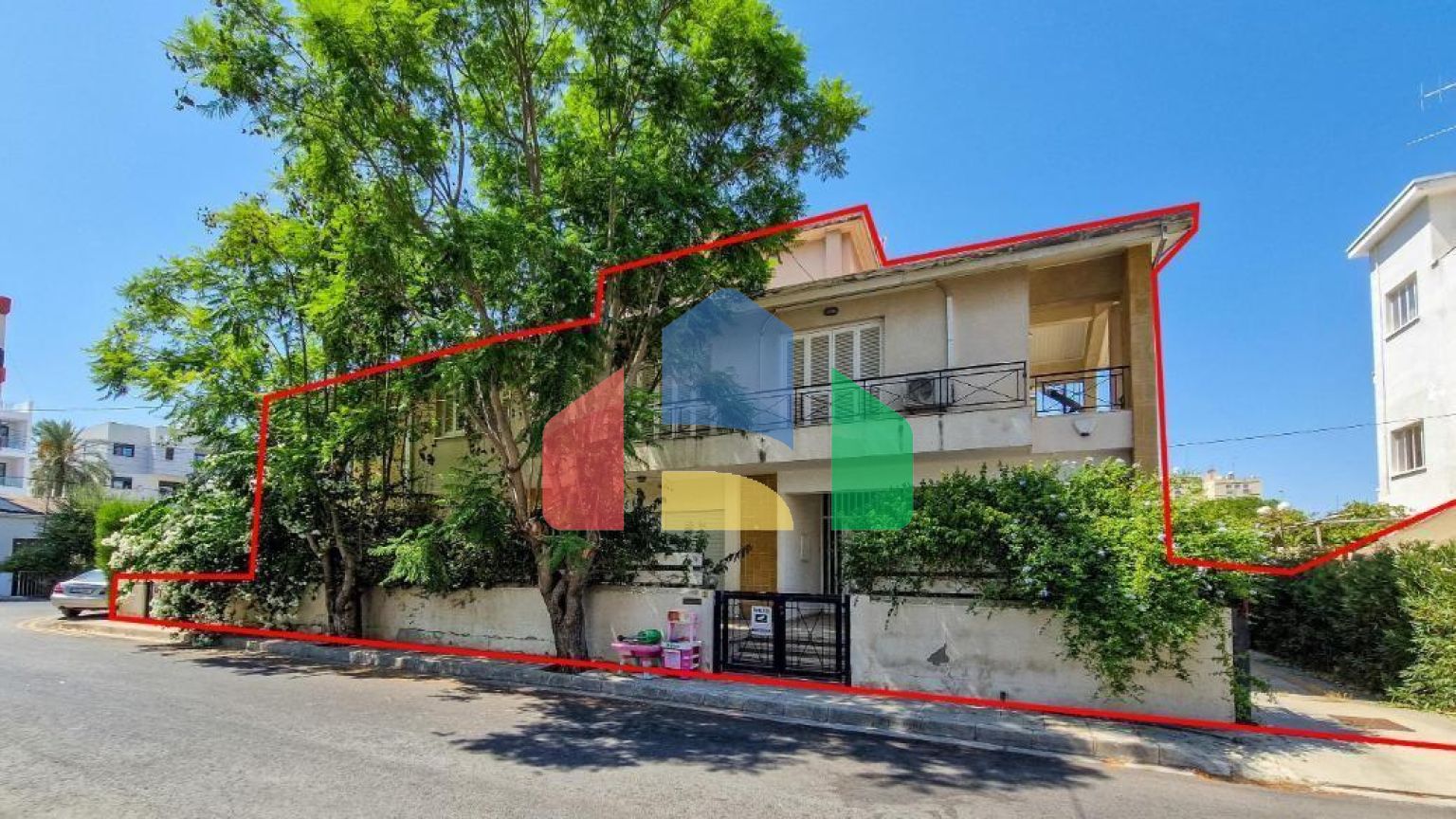 Продажа - Здание в Никосии