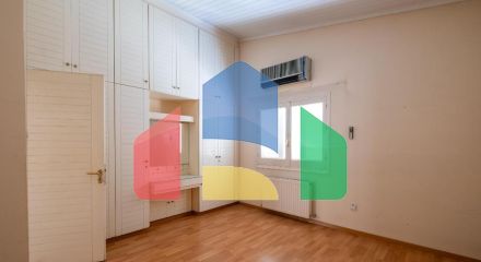 Продажа - Здание в Никосии