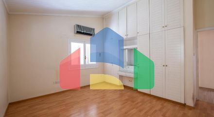 Продажа - Здание в Никосии