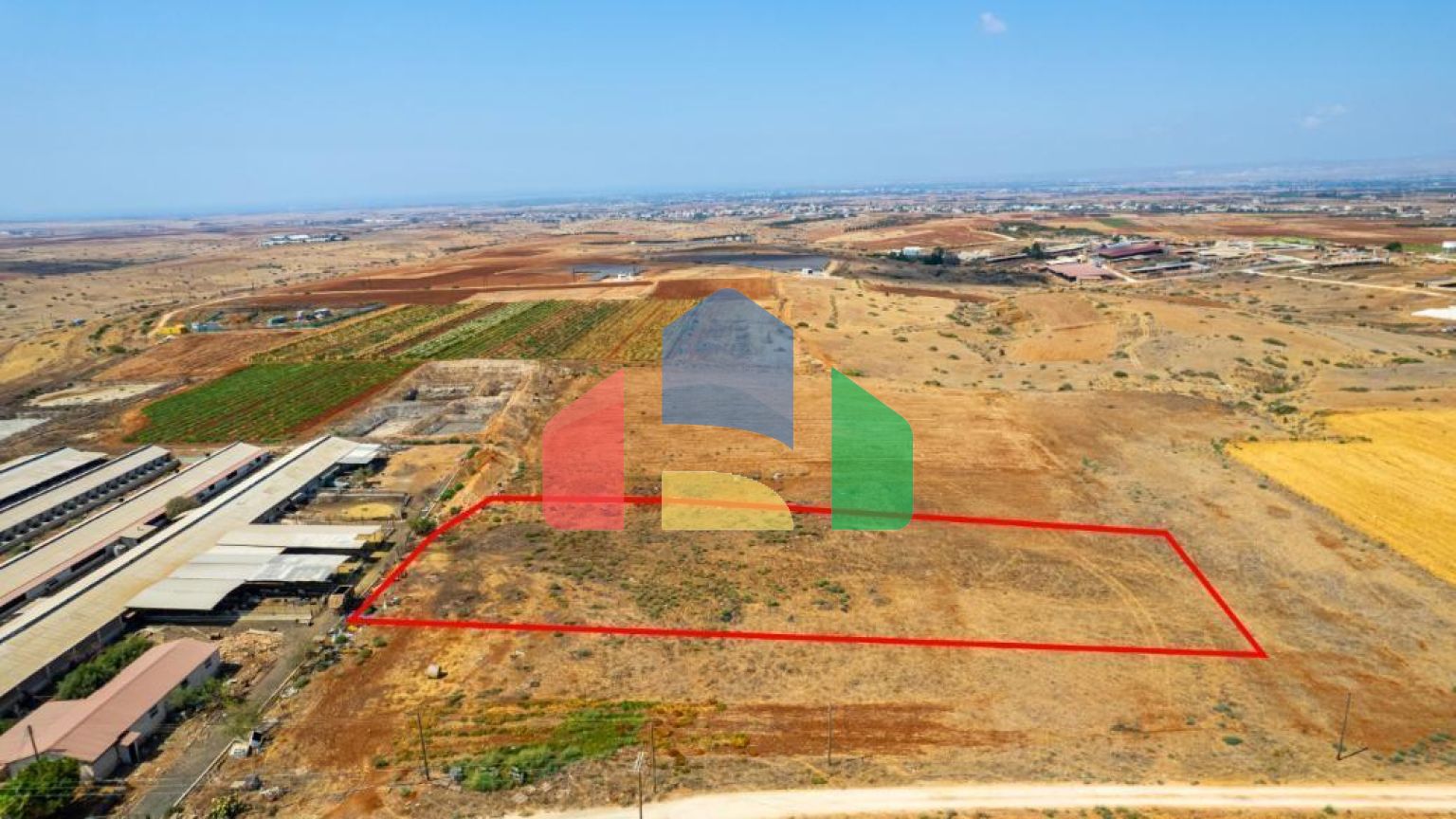 Продажа - Земельный участок 4683 m² в Никосии