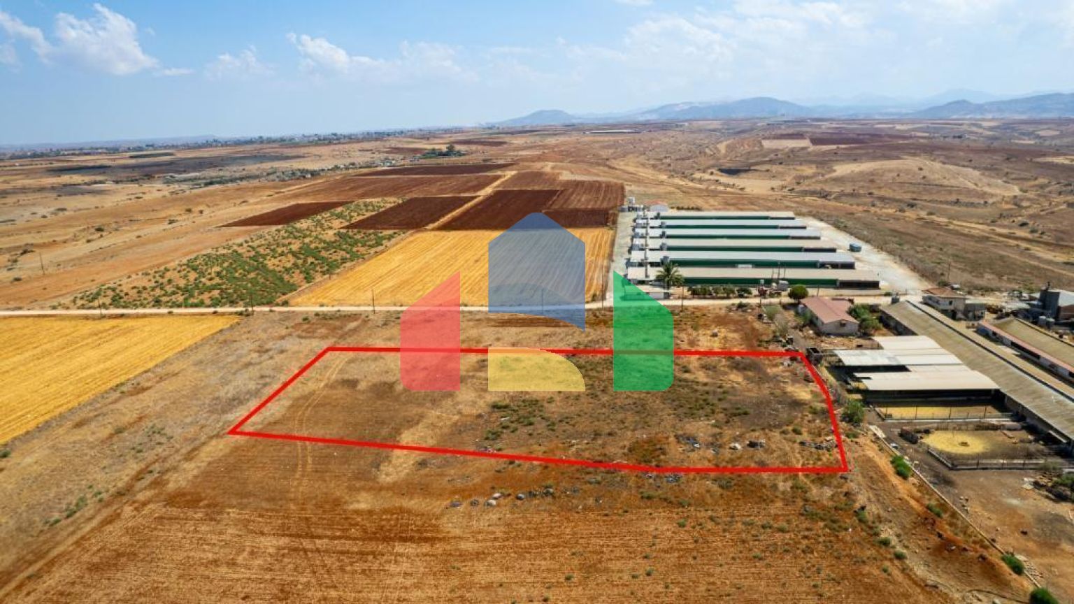 Продажа - Земельный участок 4683 m² в Никосии
