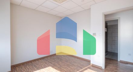 Продажа - Бизнес 219 m² в Никосии