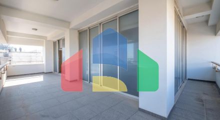Продажа - Бизнес 219 m² в Никосии