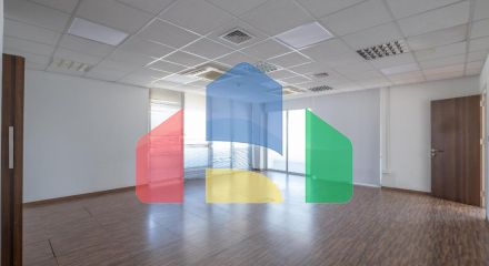 Продажа - Бизнес 219 m² в Никосии