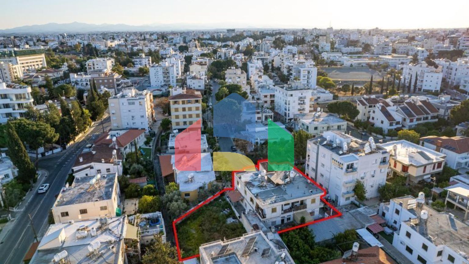 Продажа - Здание в Никосии