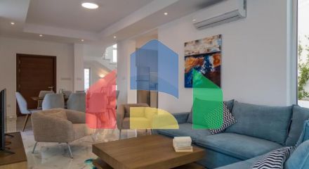 Продаж - Вілла 190 m² В Протарасе