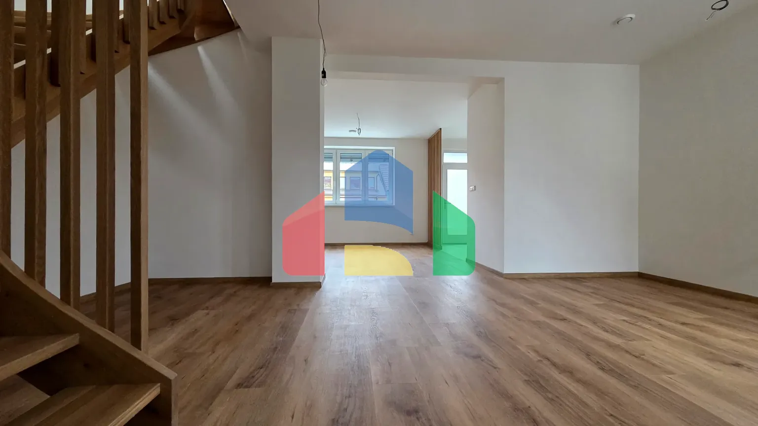 На продажу семейные дома 123 m², земельный участок 176 m²