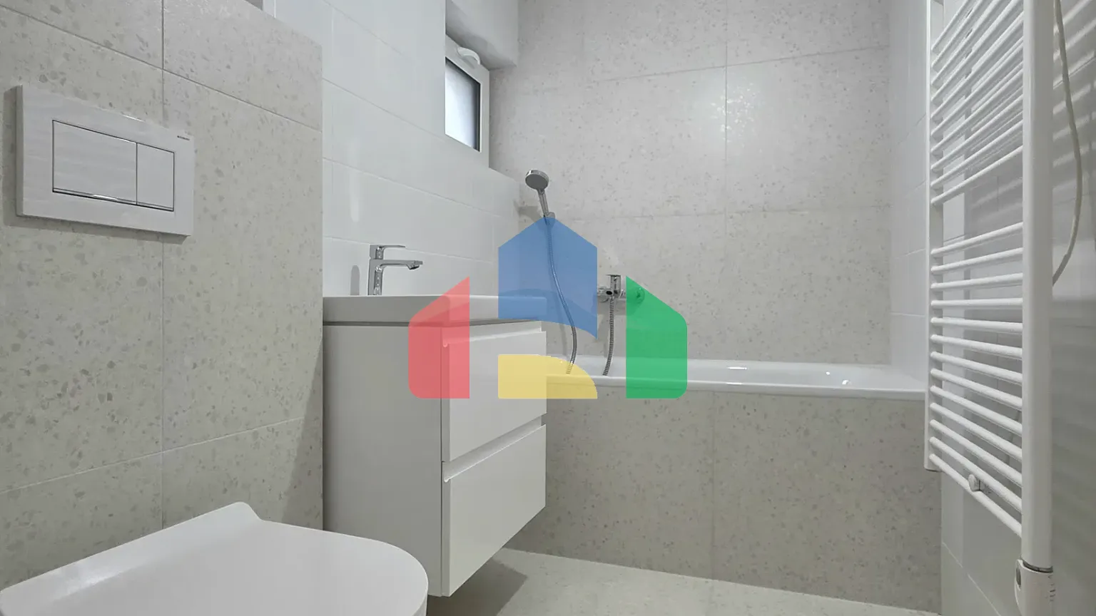 На продажу семейные дома 123 m², земельный участок 176 m²