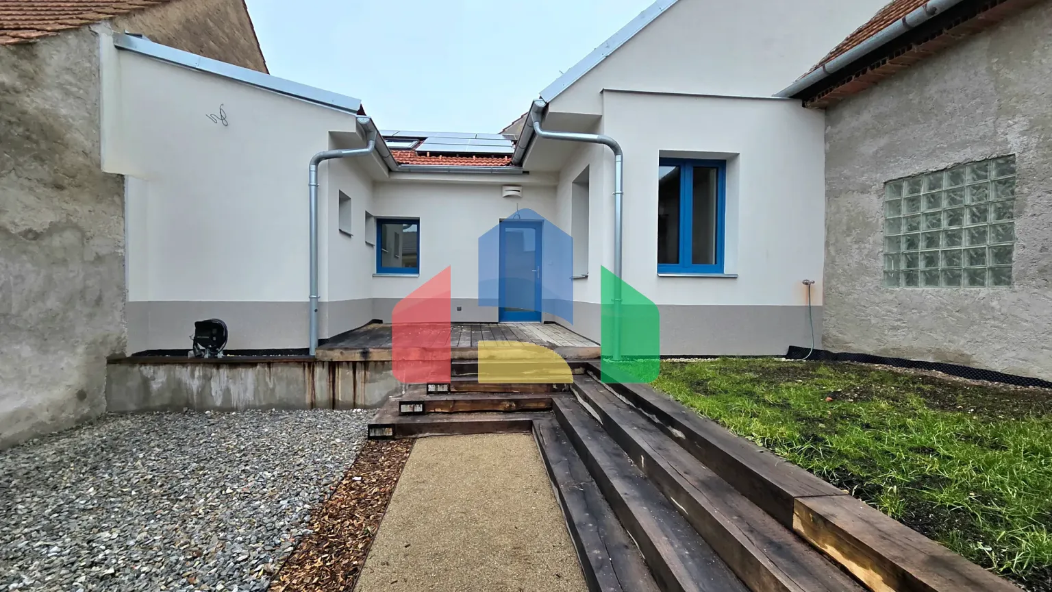 На продажу семейные дома 123 m², земельный участок 176 m²