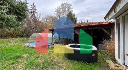 На продажу семейные дома 232 m², земельный участок 643 m²