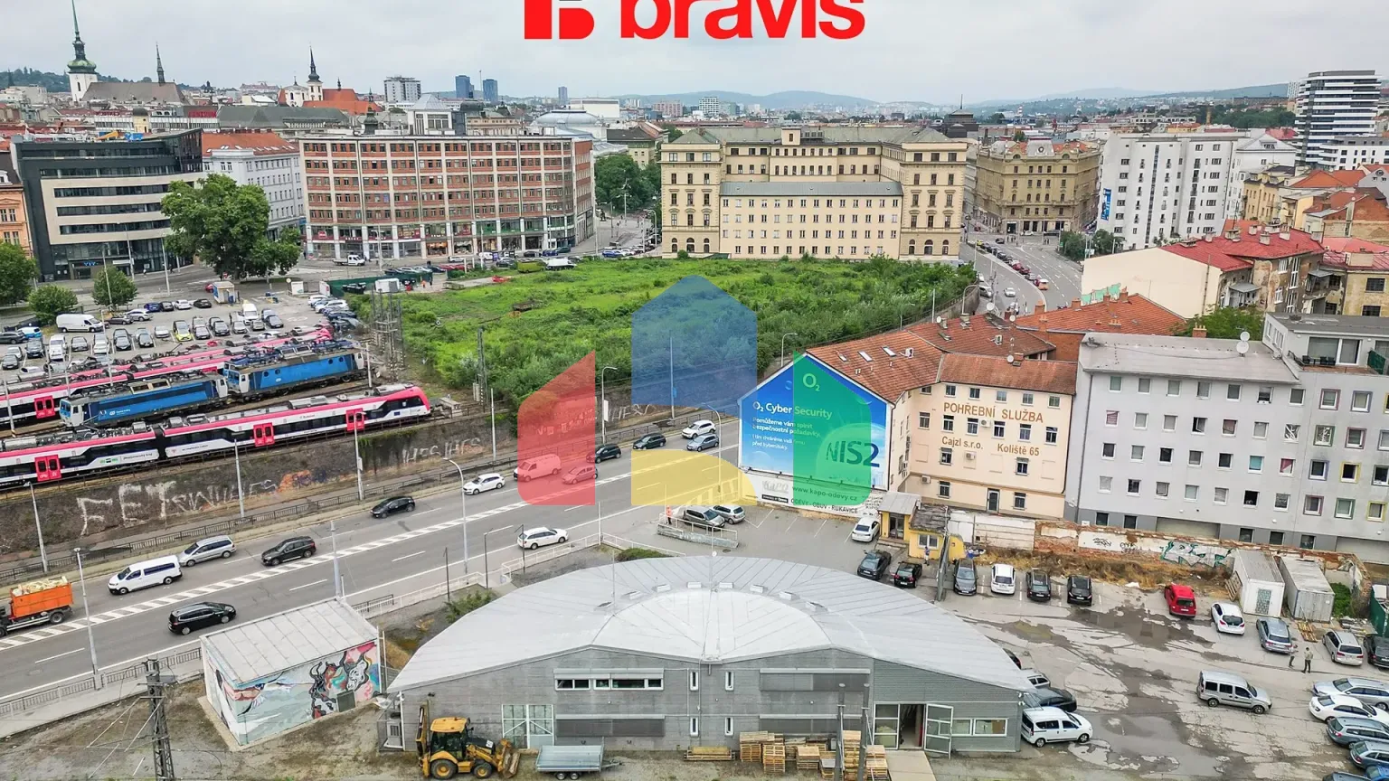 На продажу торговые помещения 600 m²