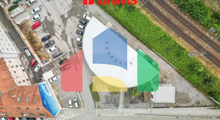 На продажу торговые помещения 600 m²