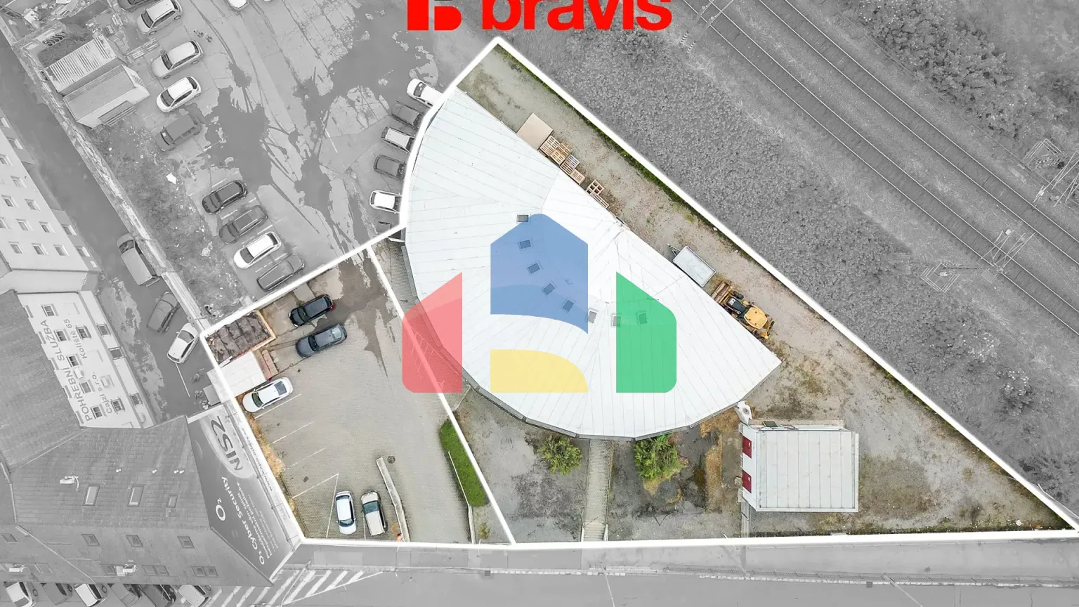 На продажу торговые помещения 600 m²