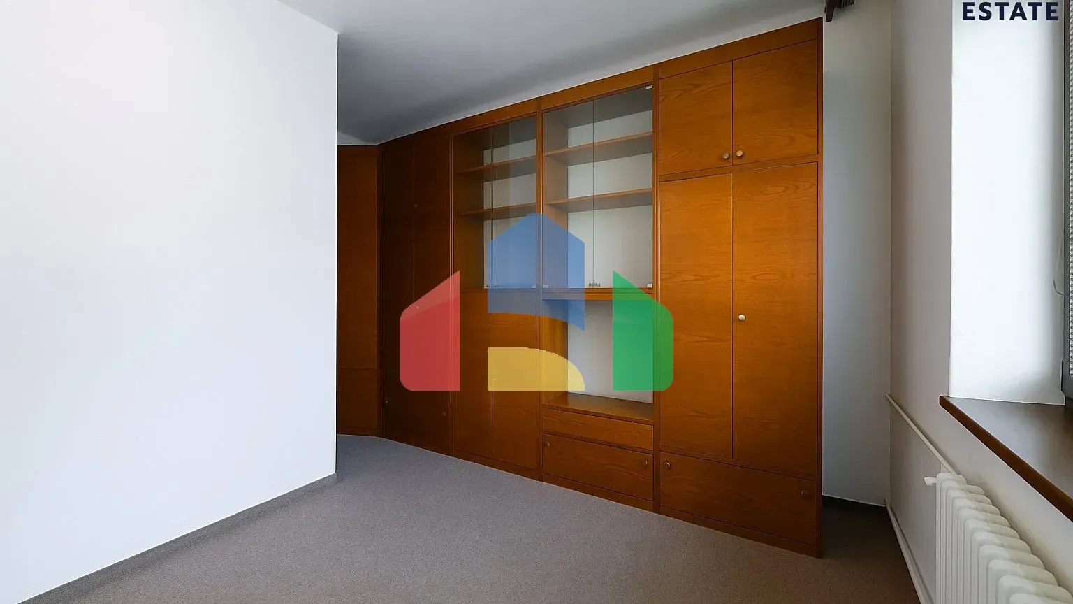 На продажу офисные помещения 191 m²