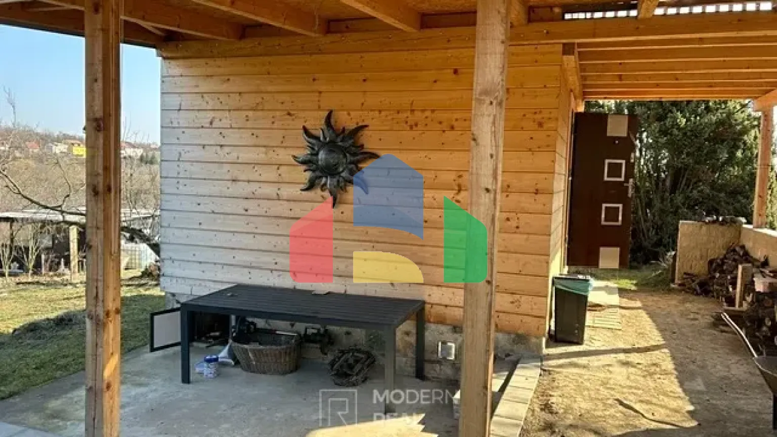 На продажу сады 301 m²